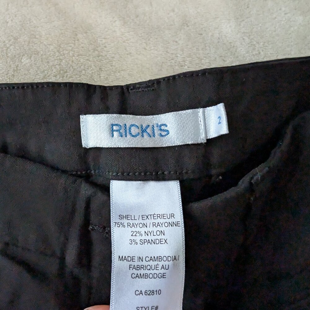 3/$30 Black work pant ankle length - Picture 2 of 6